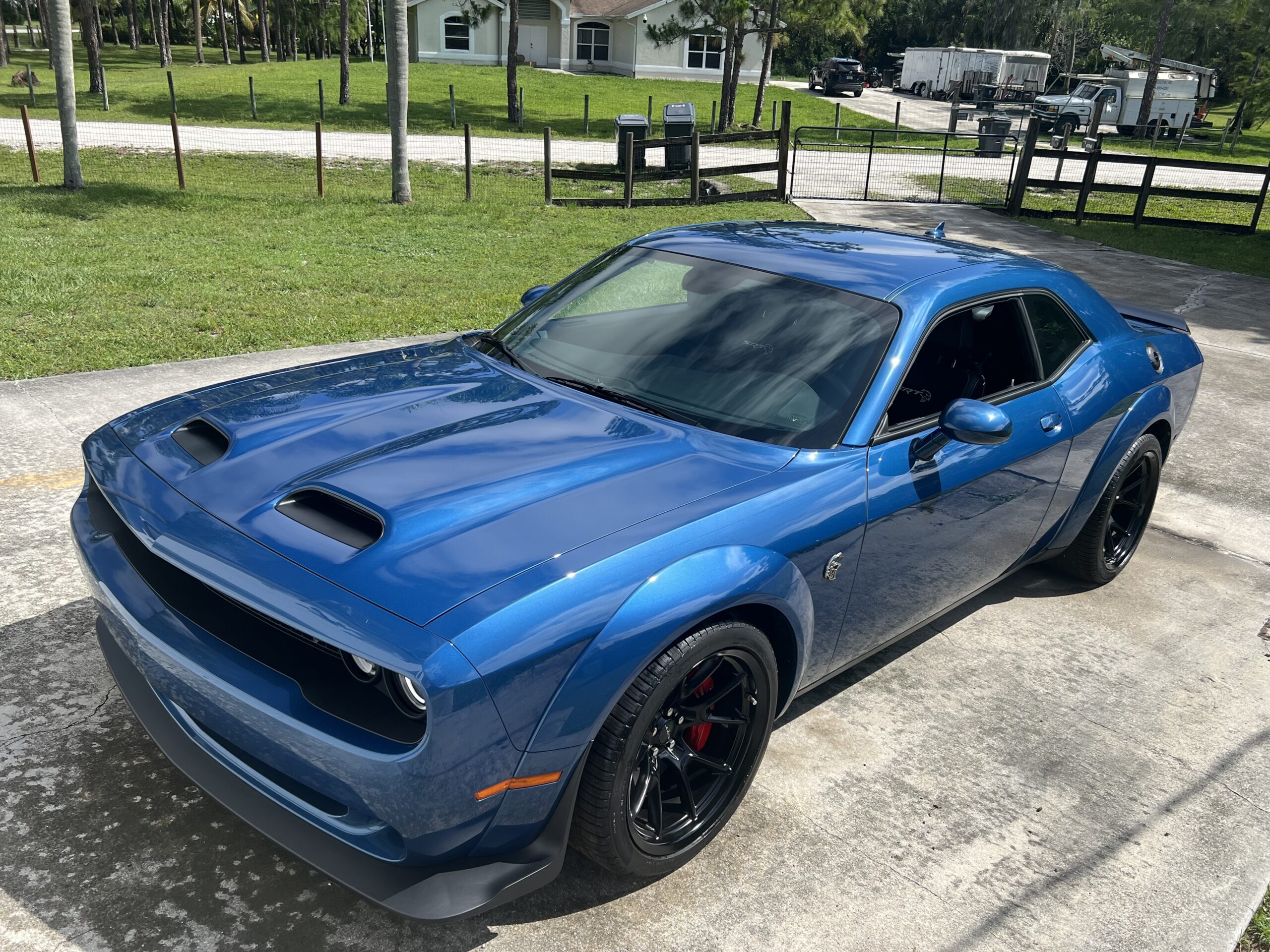 Dodge Challenger SRT Hellcat Redeye Widebody.